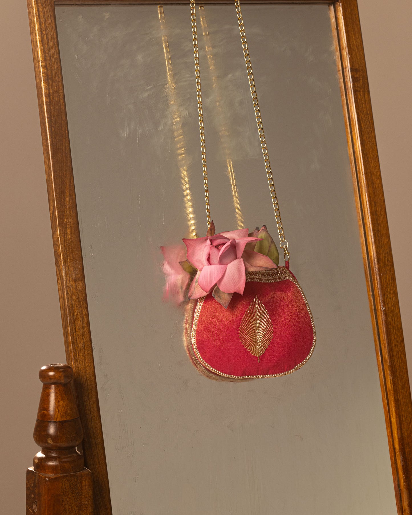 Rose Pink Zari Signature Batuva