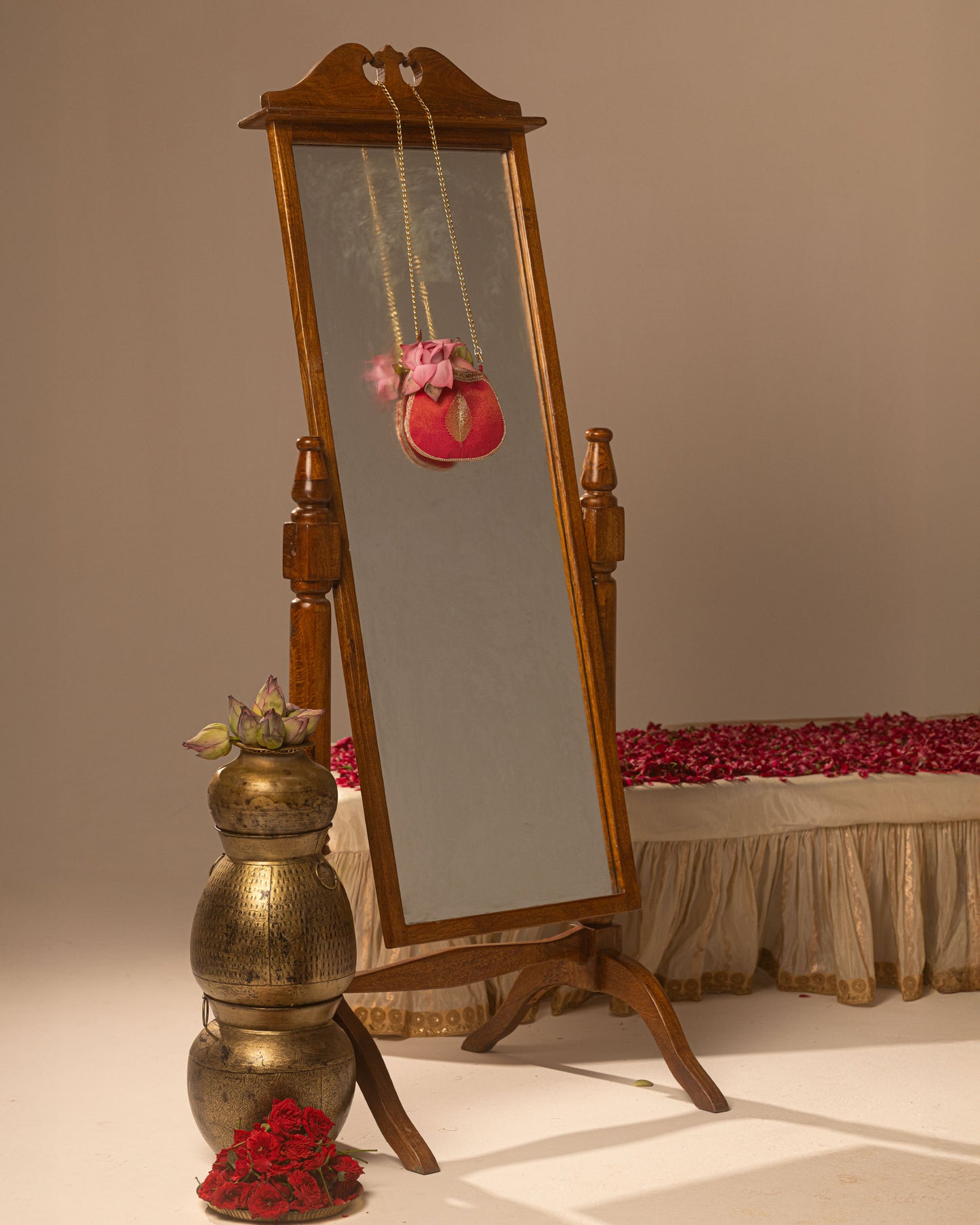 Rose Pink Zari Signature Batuva