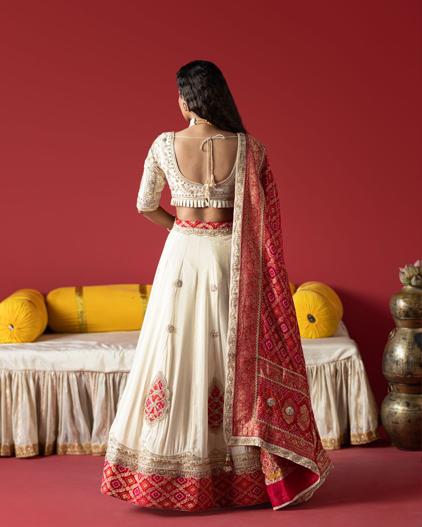 Off white lehenga with jari georgette duppata