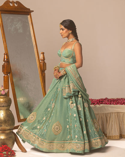 Rama self lehenga with bold pallu Duppata