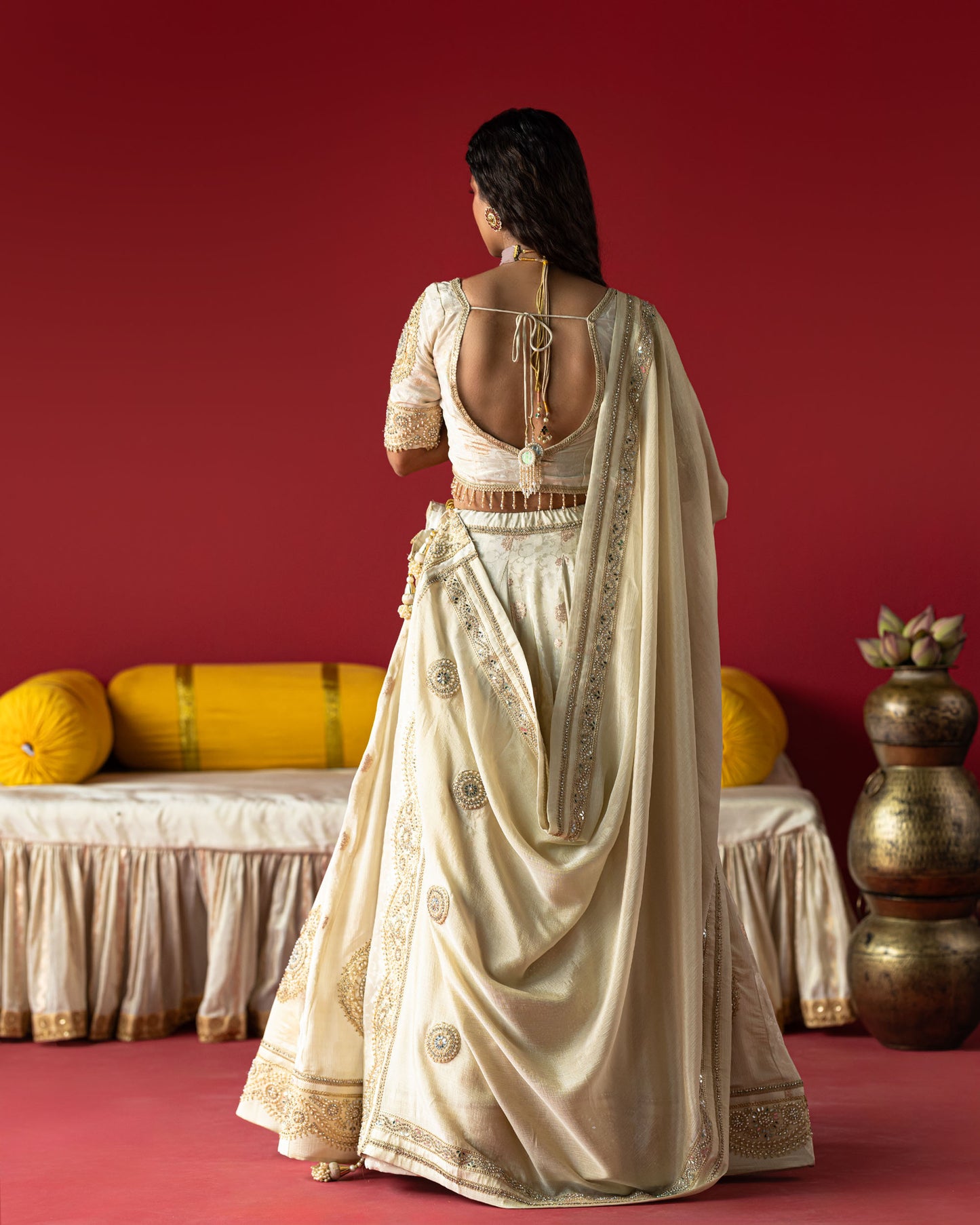 OffWhite self lehenga with bold pallu Duppata