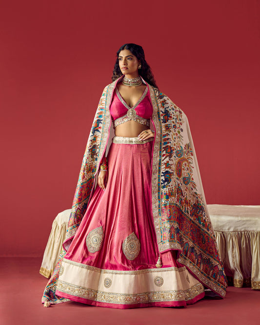 Rani lehenga with white position print duppata