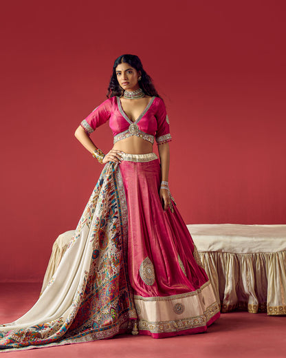 Rani lehenga with white position print duppata
