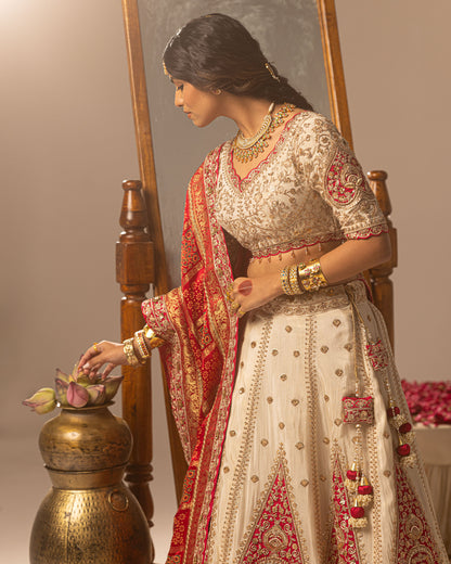 Offwhite lehenga with rani ajarakh duppata