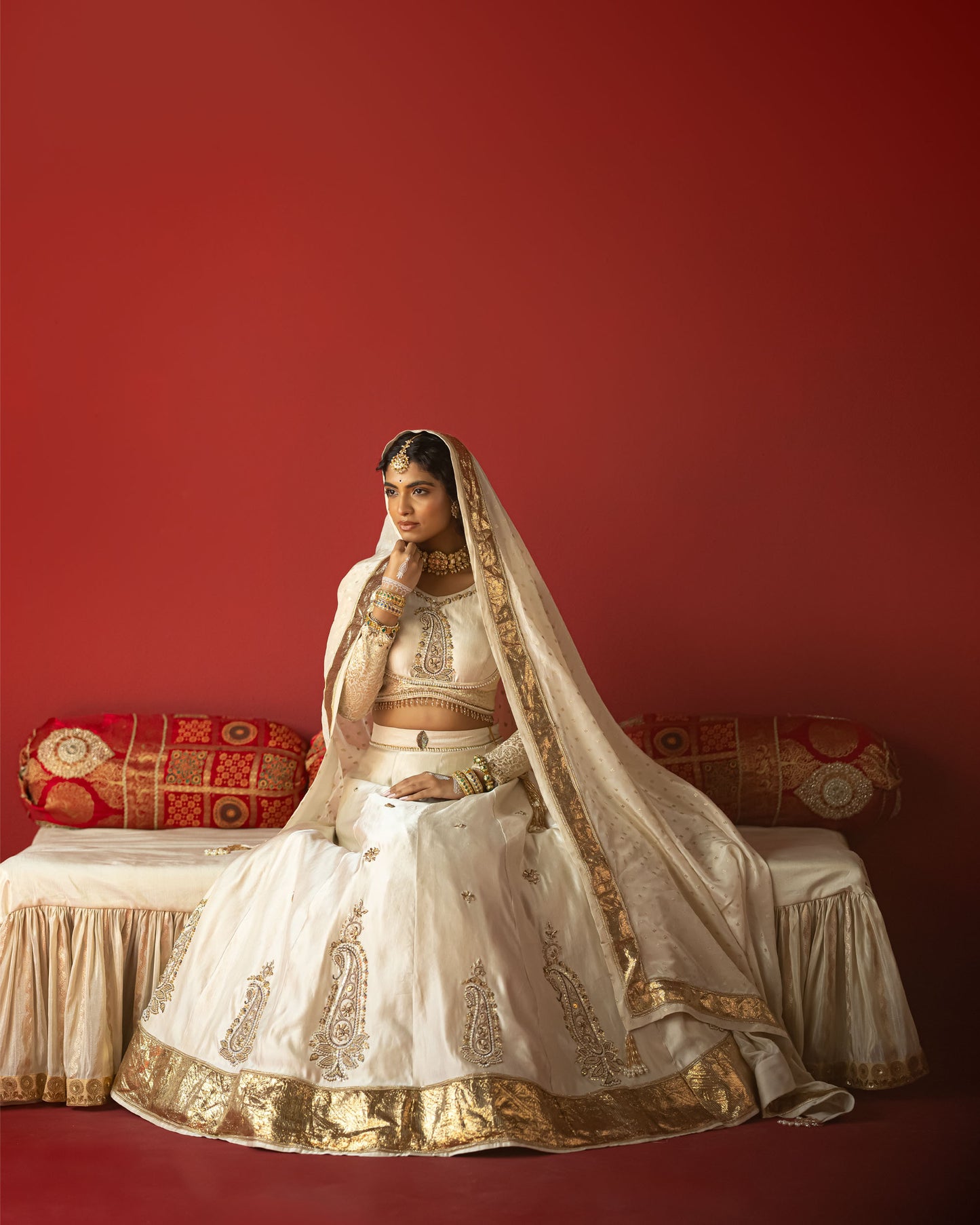 Offwhite Lehenga Set With Self Duppata
