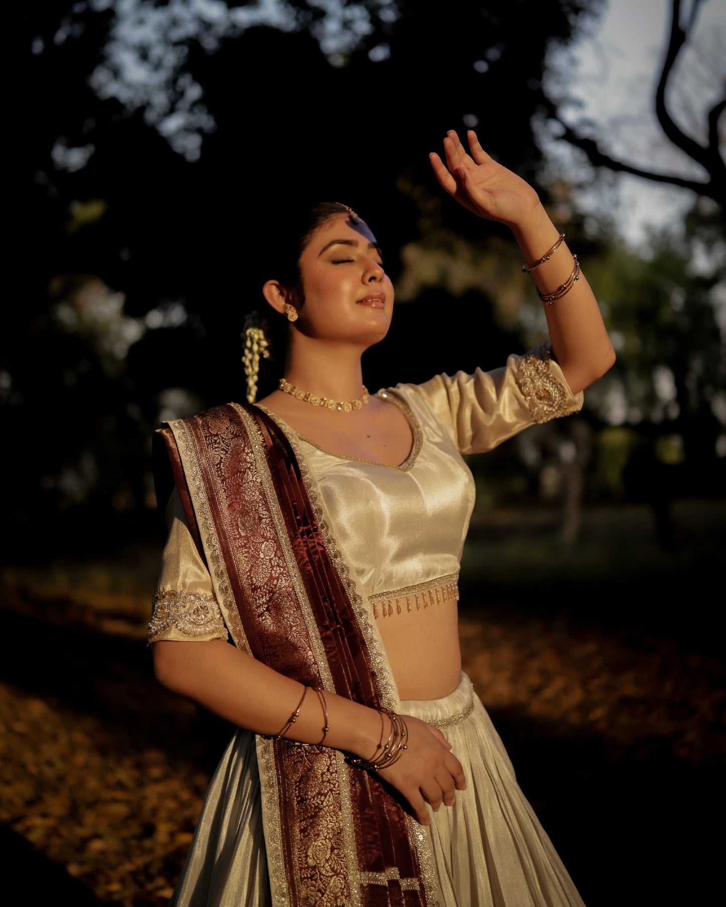 Ivory Zari Tissue Sona Chandi Lehenga Set with Wine Pure Viscose Dupatta