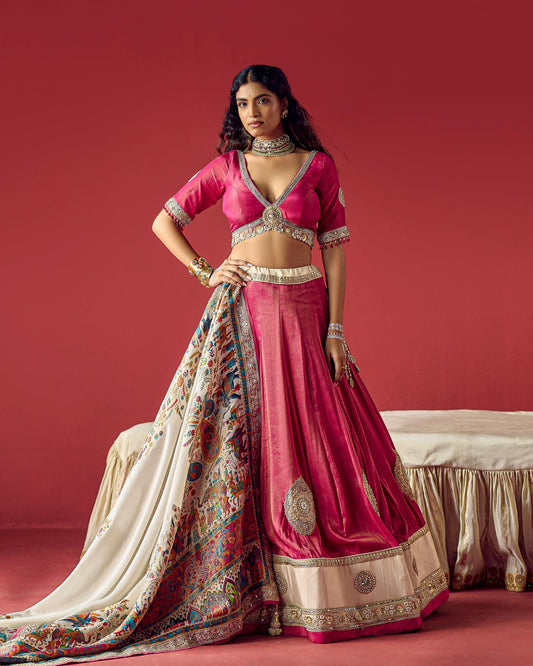 Rani lehenga with white position print duppata